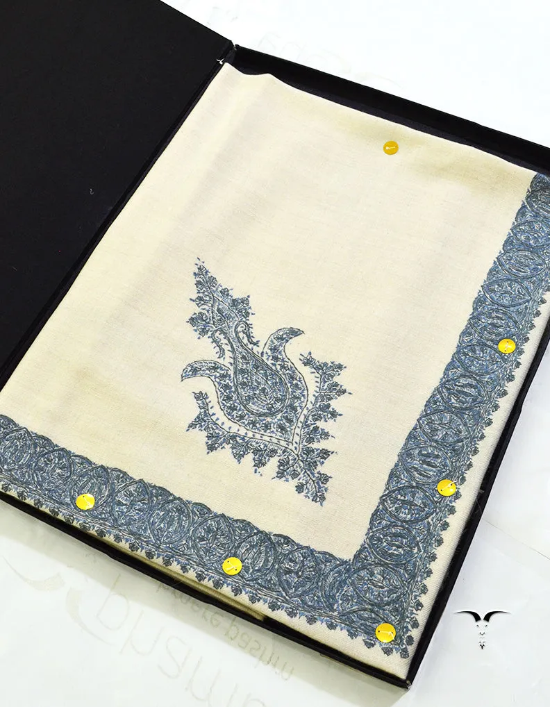 Mussar Rumaal Small Naqsha White RS00262